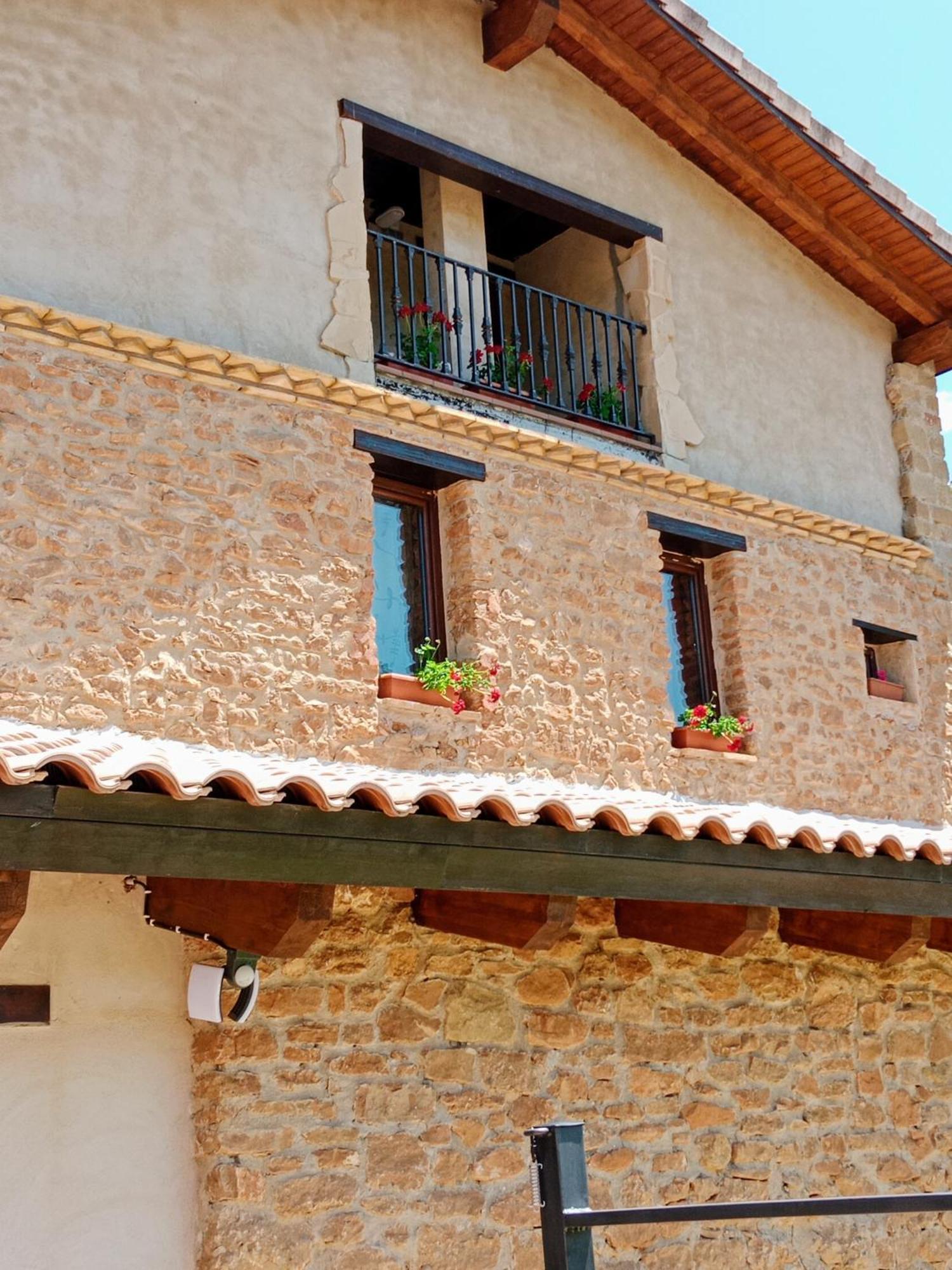 Casa Jeronimo Villa Loporzano Bagian luar foto